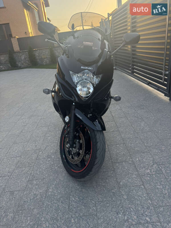 Мотоцикл Спорт-туризм Suzuki GSX 1250F 2012 в 