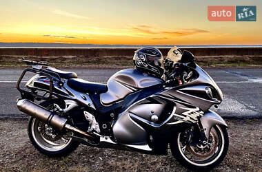 Мотоцикл Спорт-туризм Suzuki GSX 1300R Hayabusa 2009 в 