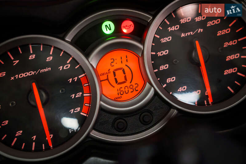 Спортбайк Suzuki GSX 1300R Hayabusa 2008 в Дніпрі