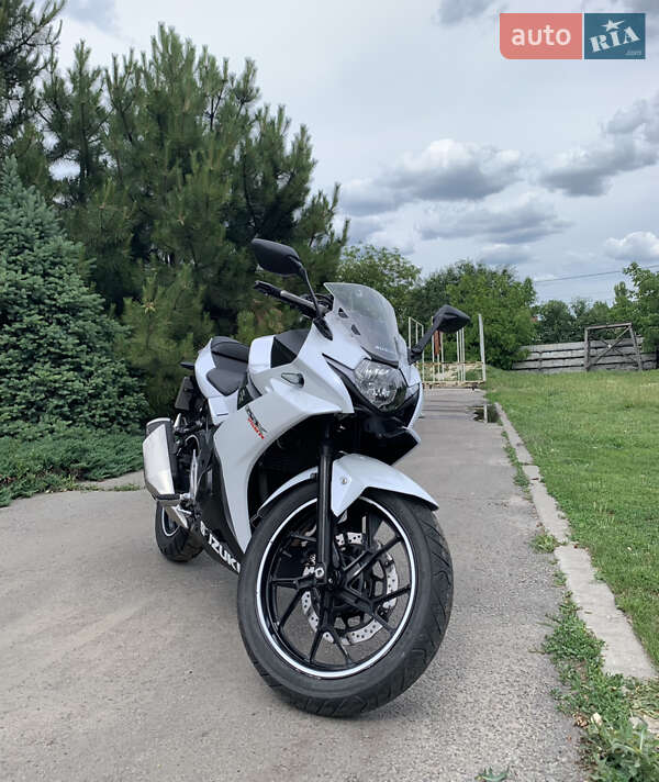Мини спорт Suzuki GSX 250R 2018 в Кременчуге