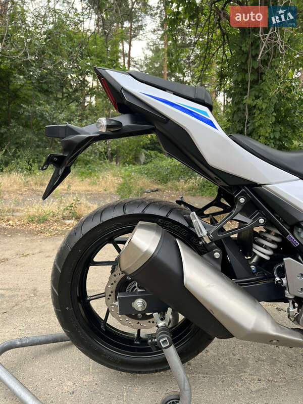 Спортбайк Suzuki GSX 250R 2017 в Киеве
