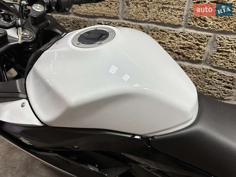Спортбайк Suzuki GSX 250R 2023 в Одессе