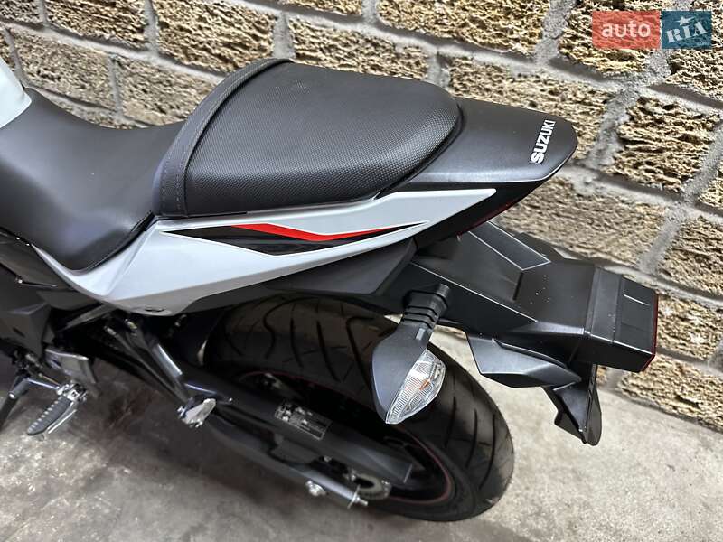 Спортбайк Suzuki GSX 250R 2023 в Одесі фото 11 Спортбайк Suzuki GSX 250R 2023 в Одесі
