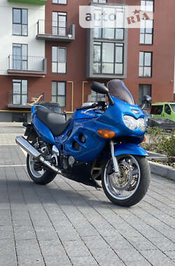 Мотоцикл Спорт-туризм Suzuki GSX 600F 2000 в Пустомитах