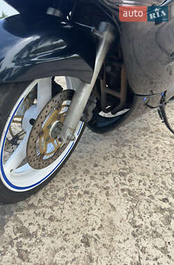 Мотоцикл Спорт-туризм Suzuki GSX 600F 2000 в 