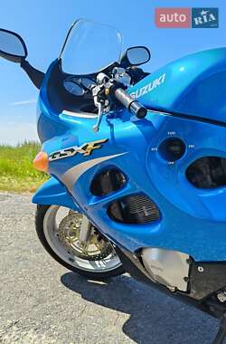 Мотоцикл Спорт-туризм Suzuki GSX 600F 2000 в 
