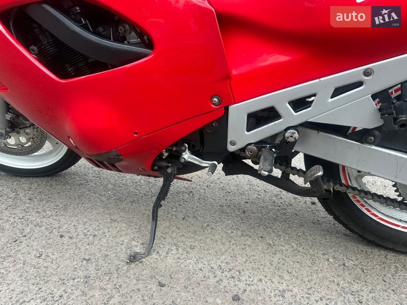 Мотоцикл Спорт-туризм Suzuki GSX 600F 1991 в Великих Мостах