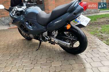 Мотоцикл Спорт-туризм Suzuki GSX 750F Katana 2001 в 