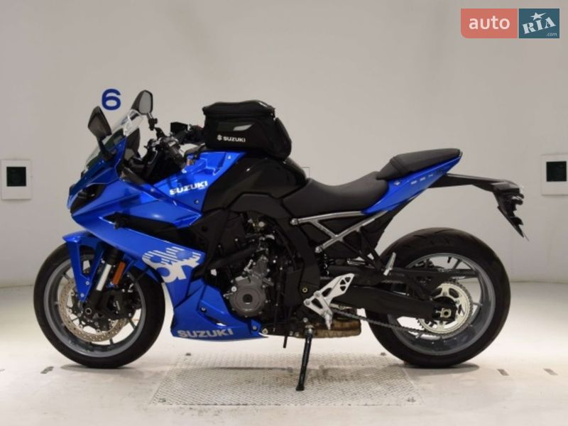 Suzuki GSX 8R 2024