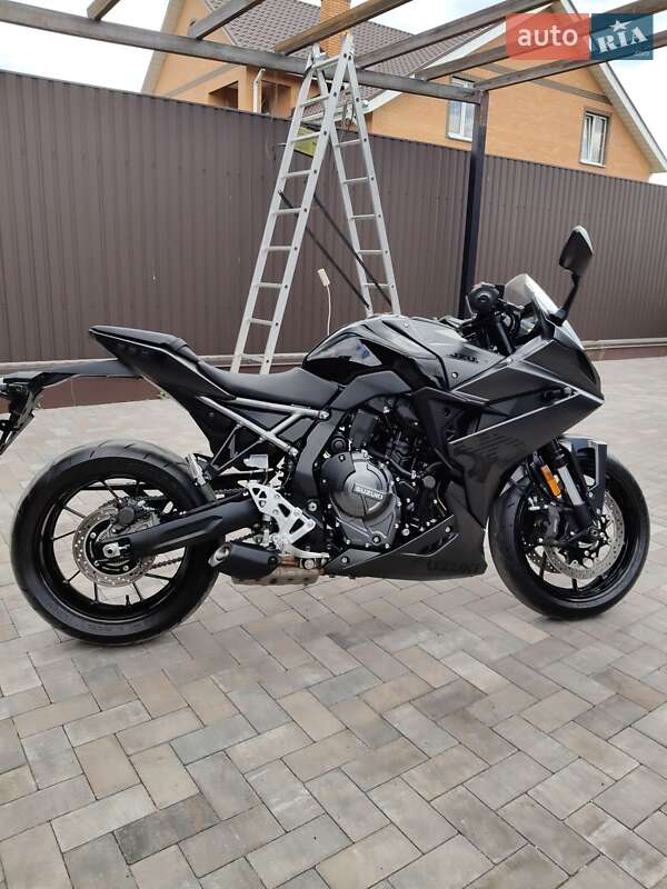Спортбайк Suzuki GSX 8S 2023 в Білогородці фото 9 Спортбайк Suzuki GSX 8S 2023 в Білогородці