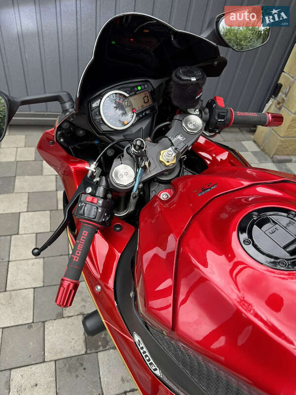 Спортбайк Suzuki GSX-R 1000 2015 в Дніпрі