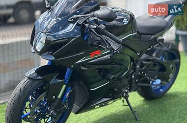 Спортбайк Suzuki GSX-R 1000 2018 в 