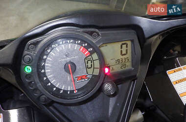 Спортбайк Suzuki GSX-R 1000 2008 в 