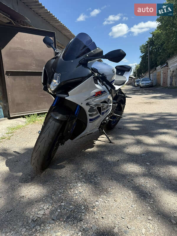 Спортбайк Suzuki GSX-R 1000 2018 в Кропивницком фото 3 Спортбайк Suzuki GSX-R 1000 2018 в Кропивницком