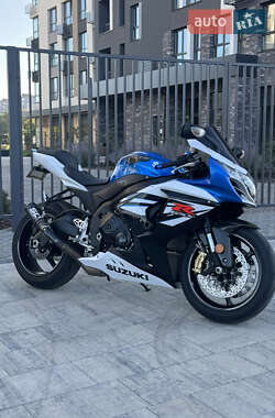 Спортбайк Suzuki GSX-R 1000 2014 в 