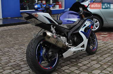 Спортбайк Suzuki GSX-R 1000 2006 в 