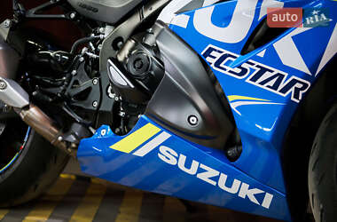 Спортбайк Suzuki GSX-R 1000 2018 в 