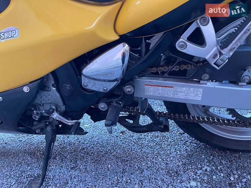 Мотоцикл Спорт-туризм Suzuki GSX-R 600 2001 в Житомирі
