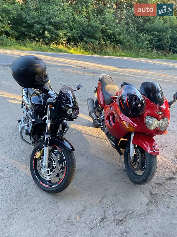 Мотоцикл Спорт-туризм Suzuki GSX-R 600 2000 в Романове