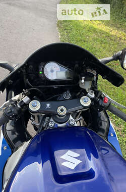Спортбайк Suzuki GSX-R 600 2003 в Самборе