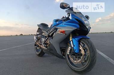 Спортбайк Suzuki GSX-R 600 2012 в 