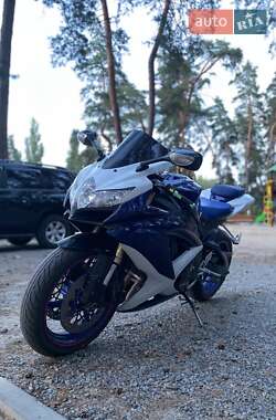 Спортбайк Suzuki GSX-R 600 2009 в 