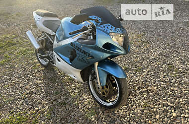 Мотоцикл Спорт-туризм Suzuki GSX-R 600 2001 в Чернівцях