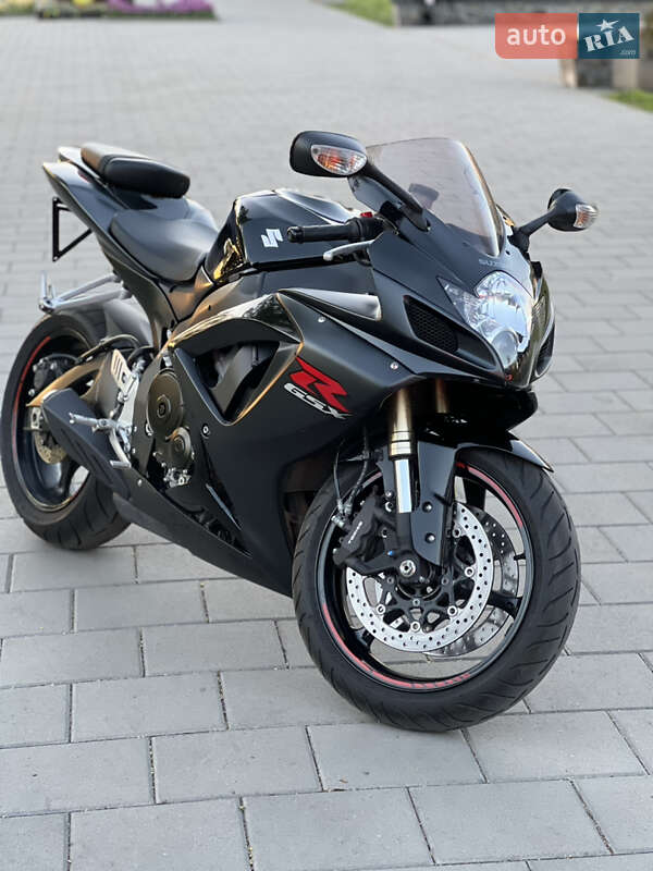 Мотоцикл Багатоцільовий (All-round) Suzuki GSX-R 600 2007 в 