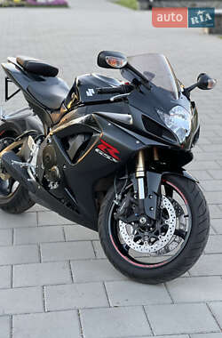 Мотоцикл Багатоцільовий (All-round) Suzuki GSX-R 600 2007 в 