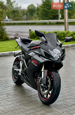 Спортбайк Suzuki GSX-R 600 2006 в 