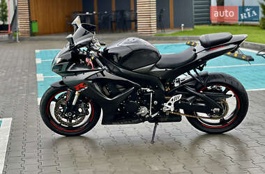 Спортбайк Suzuki GSX-R 600 2006 в 