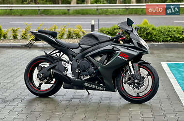 Спортбайк Suzuki GSX-R 600 2006 в 