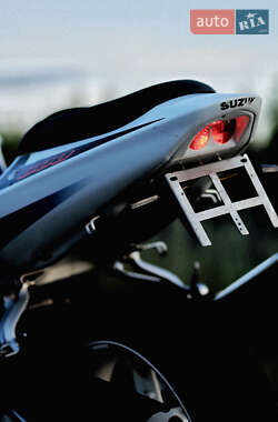 Спортбайк Suzuki GSX-R 600 2003 в 