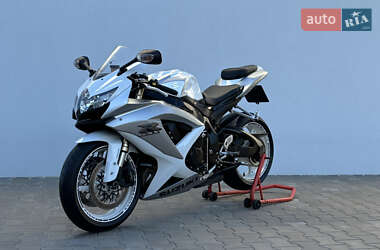Спортбайк Suzuki GSX-R 600 2008 в 