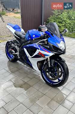 Спортбайк Suzuki GSX-R 600 2007 в 