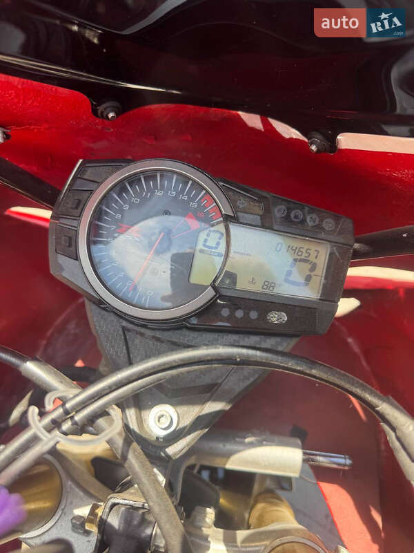 Спортбайк Suzuki GSX-R 600 2012 в Одессе