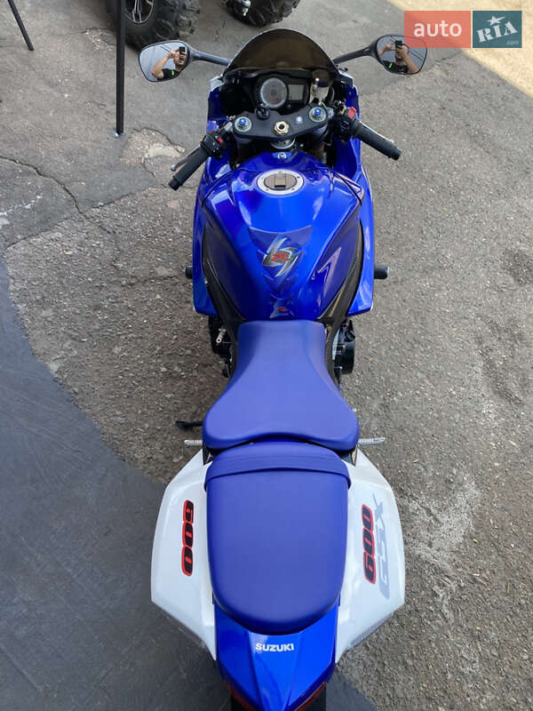 Спортбайк Suzuki GSX-R 600 2006 в Одессе