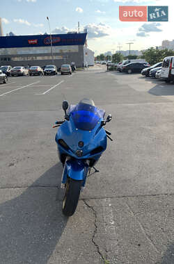 Спортбайк Suzuki GSX-R 600 2003 в Обухове