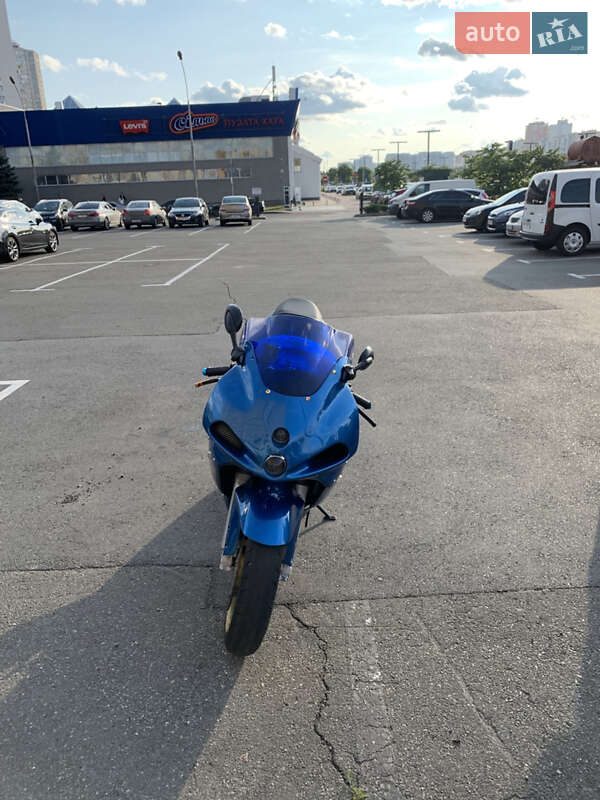 Suzuki GSX-R 600 2003