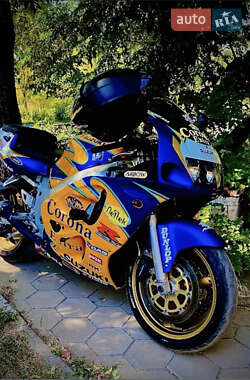 Спортбайк Suzuki GSX-R 600 2000 в Одесі