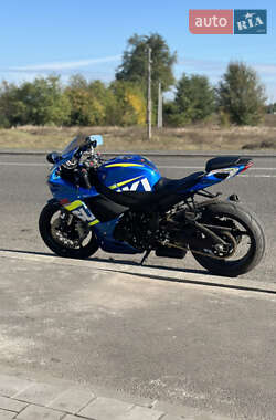 Спортбайк Suzuki GSX-R 600 2017 в Черкасах