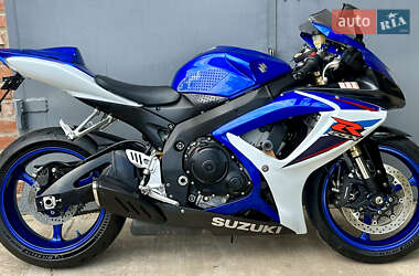 Спортбайк Suzuki GSX-R 600 2007 в 