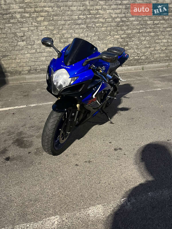 Спортбайк Suzuki GSX-R 600 2007 в Обухове