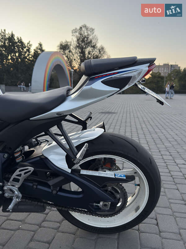 Спортбайк Suzuki GSX-R 600 2011 в Запоріжжі