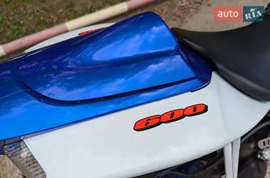Спортбайк Suzuki GSX-R 600 2007 в 