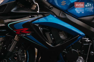 Спортбайк Suzuki GSX-R 600 2007 в 
