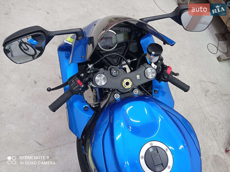 Спортбайк Suzuki GSX-R 600 2017 в Стрые фото 2 Спортбайк Suzuki GSX-R 600 2017 в Стрые