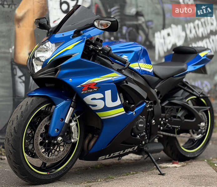 Спортбайк Suzuki GSX-R 600 2016 в Киеве фото 5 Спортбайк Suzuki GSX-R 600 2016 в Киеве