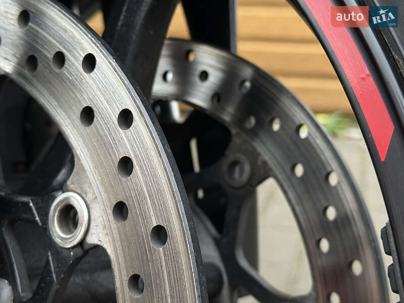 Спортбайк Suzuki GSX-R 600 2007 в Луцке