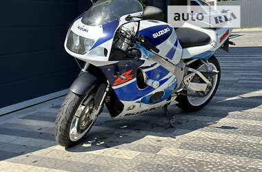 Спортбайк Suzuki GSX-R 750 1998 в 
